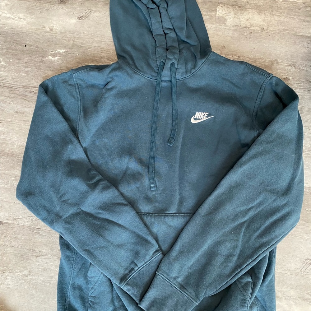 Men’s Nike hoodie